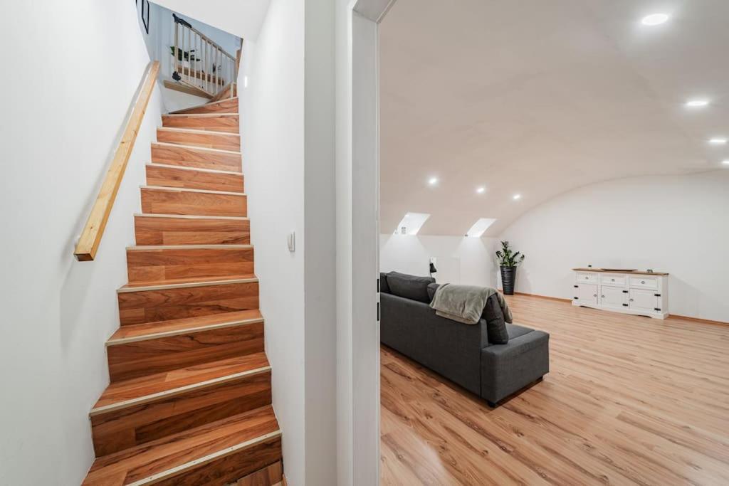 117 M² Near Nussdorferstrasse Apartment Vienna Exterior photo